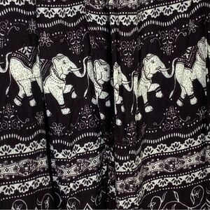 🎆 3/$10 Elephant Print Wide Leg Pants
